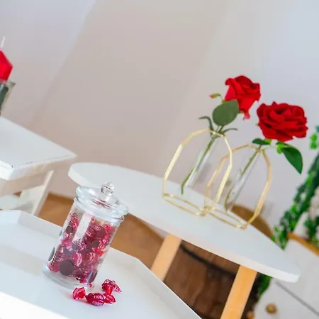 Red Apartmán